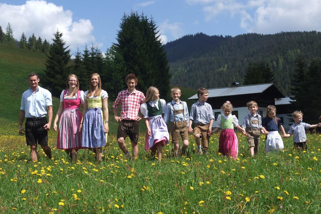 Ferienwohnung Bergblick Filzmoos Oda fotoğraf